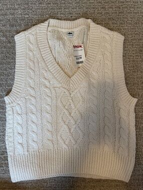 aerie Cream Cable Knit V-Neck Sweater Vest